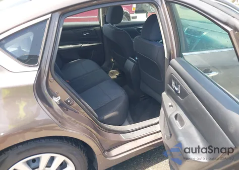 2016 Nissan Altima 2.5/2.5 S/2.5 Sl/2.5 Sr/2.5 Sv из США, поврежденный, VIN 1N4AL3AP1GC168012